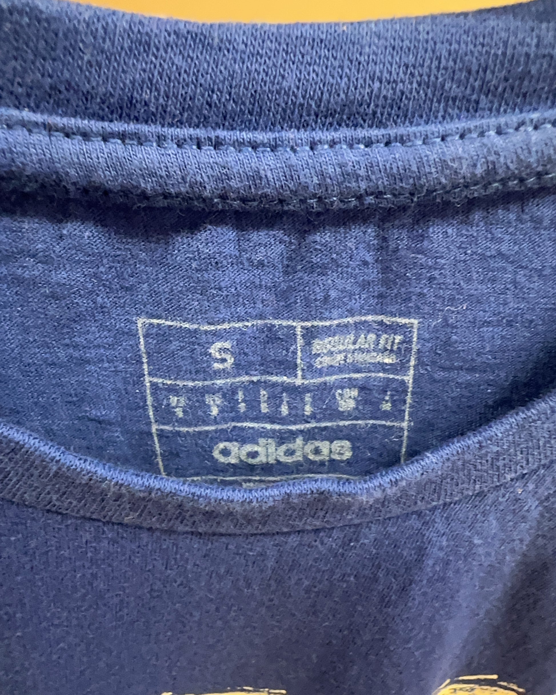 S - Adidas T-shirt