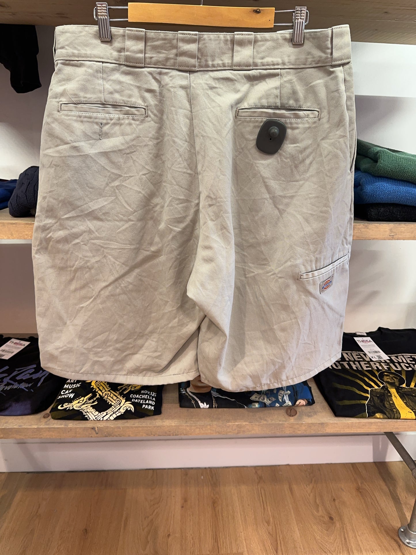 38 - Dickies Shorts