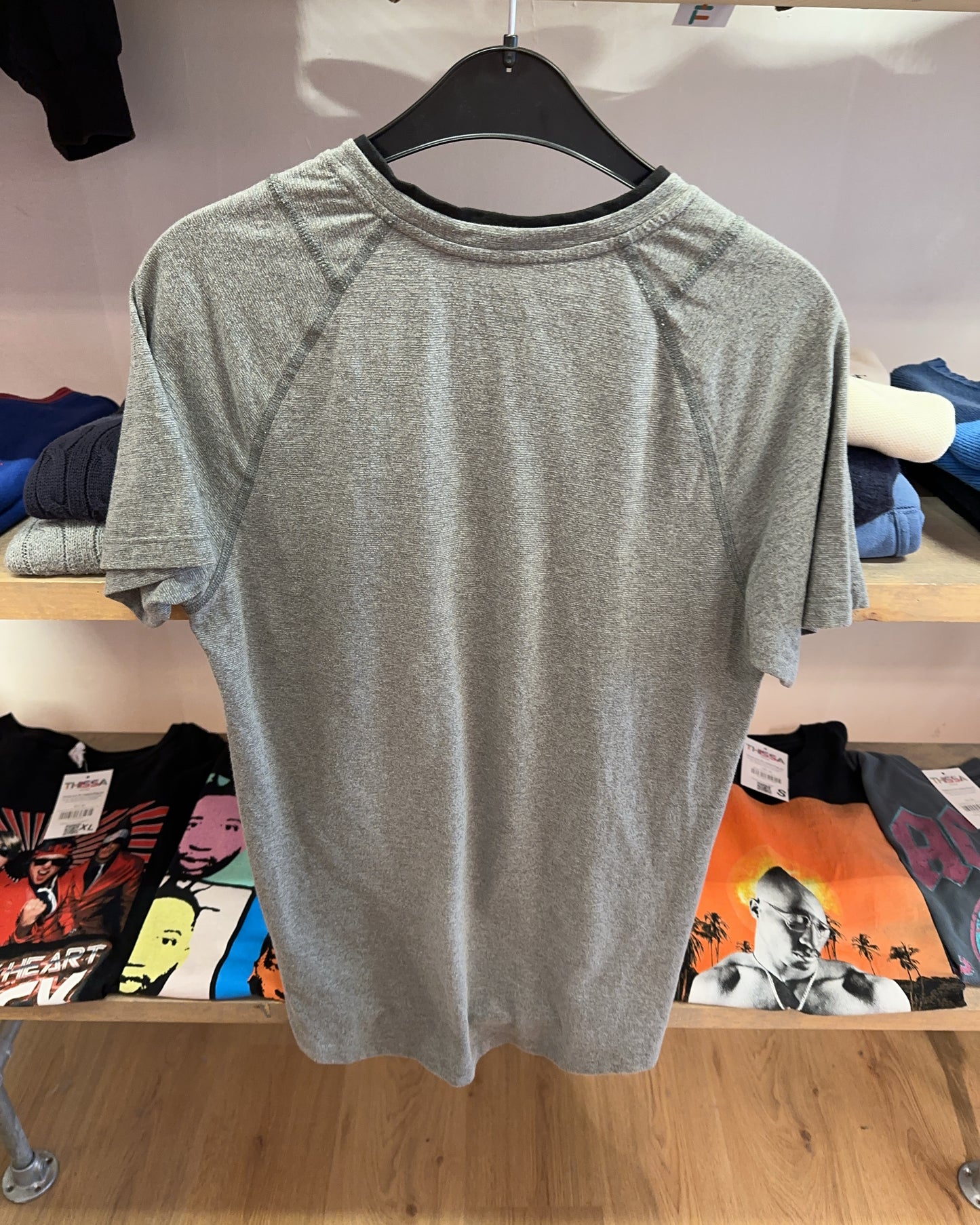 S - Puma T-shirt