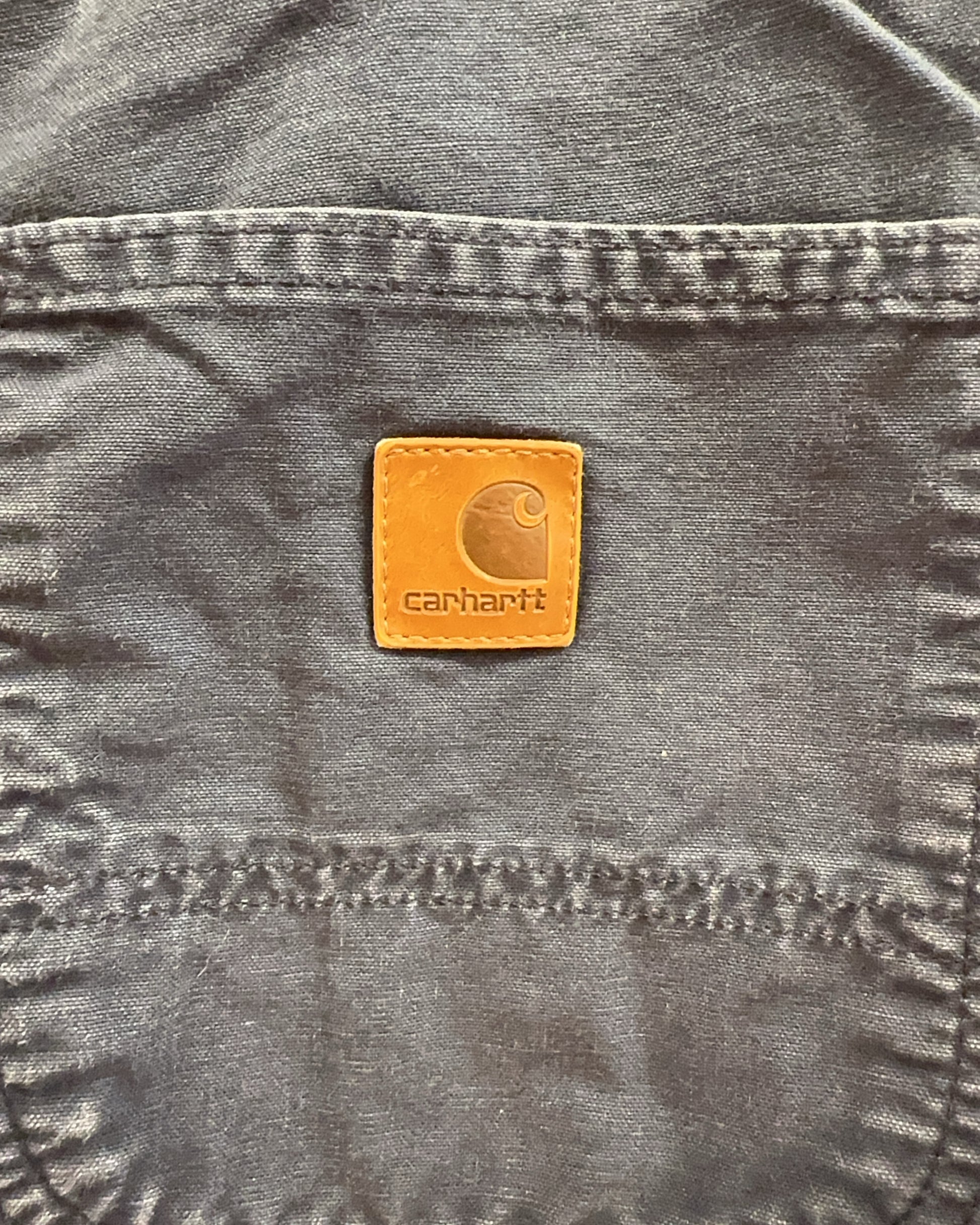 36 - Carhartt Shorts
