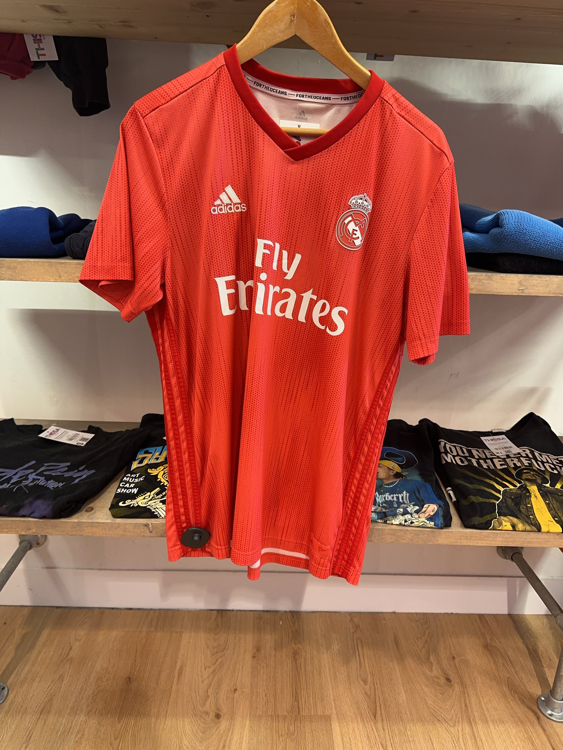 L - 2018-2019 Real Madrid Adidas Third Football Shirt