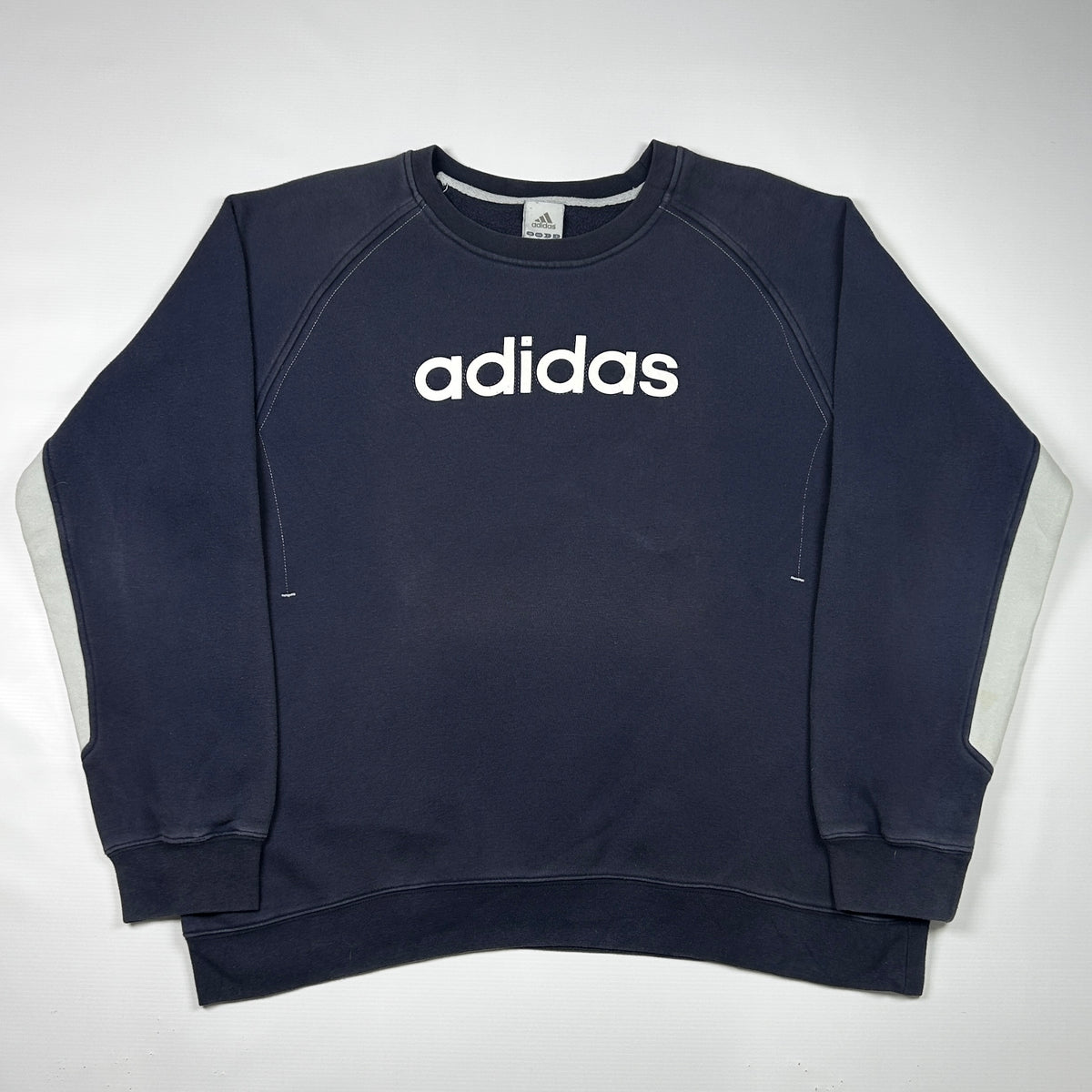 M - Adidas 2000's Navy Logo Crewneck Sweatshirt