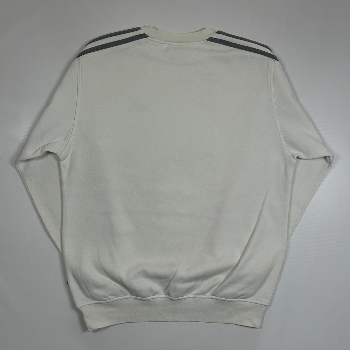 M - Vintage 2000's Adidas Sweatshirt