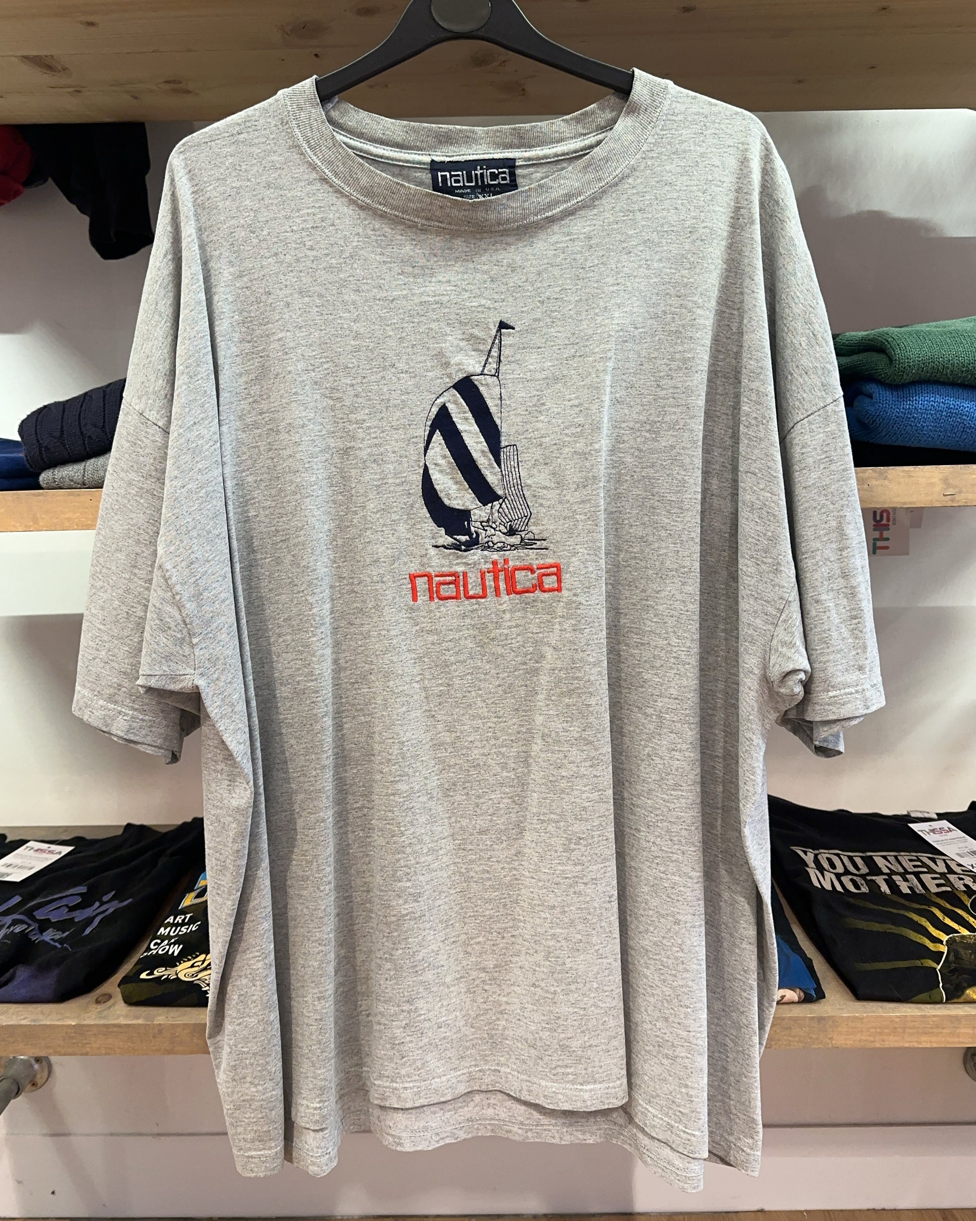 L - Nautica T-shirt