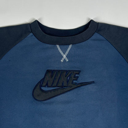 XS - Vintage 2000's Nike Sweatshirt