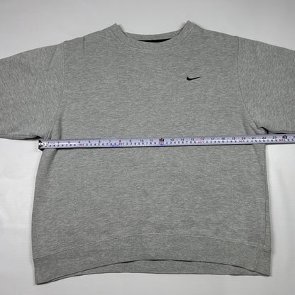 M - Vintage 2000's Nike Sweatshirt