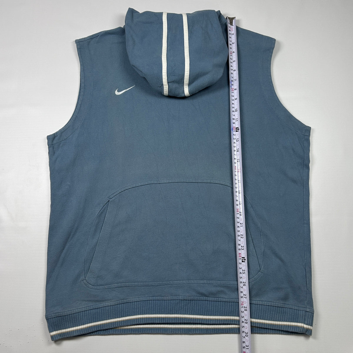 XL - Vintage 2000's Nike Sleeveless Nike Dri-FIT kangaroo pocket Training Hoodie
