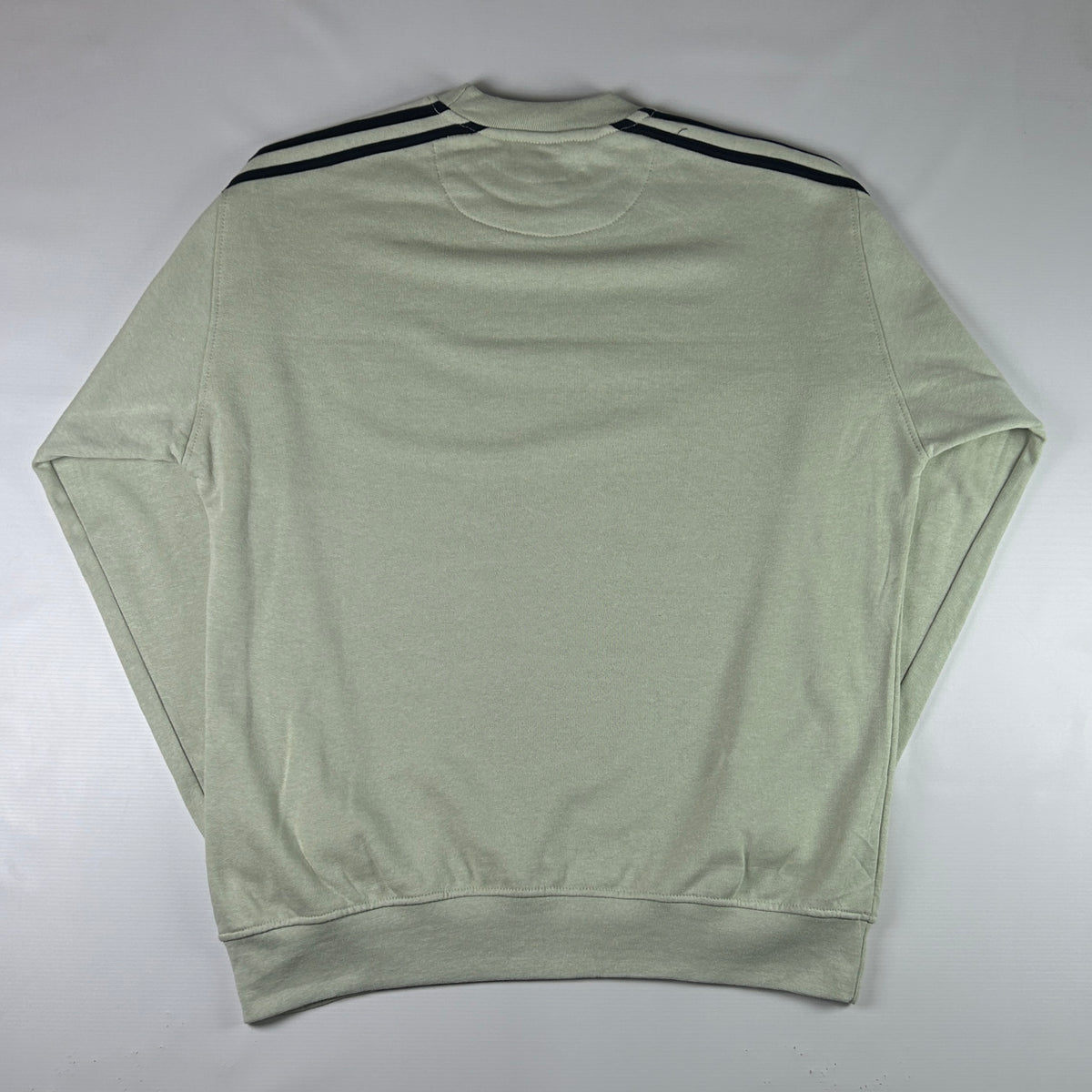 L - Vintage 2000's Adidas Sweatshirt