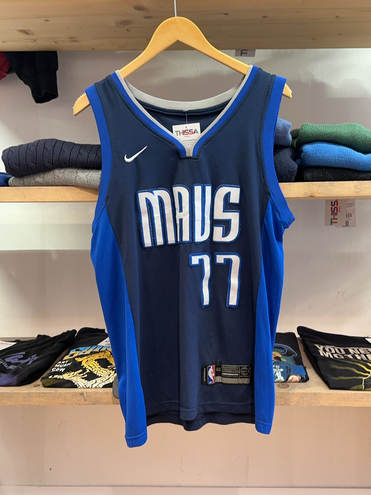 L - 2020-21 Dallas Mavericks Doncic #77 Nike Swingman Alternate Jersey