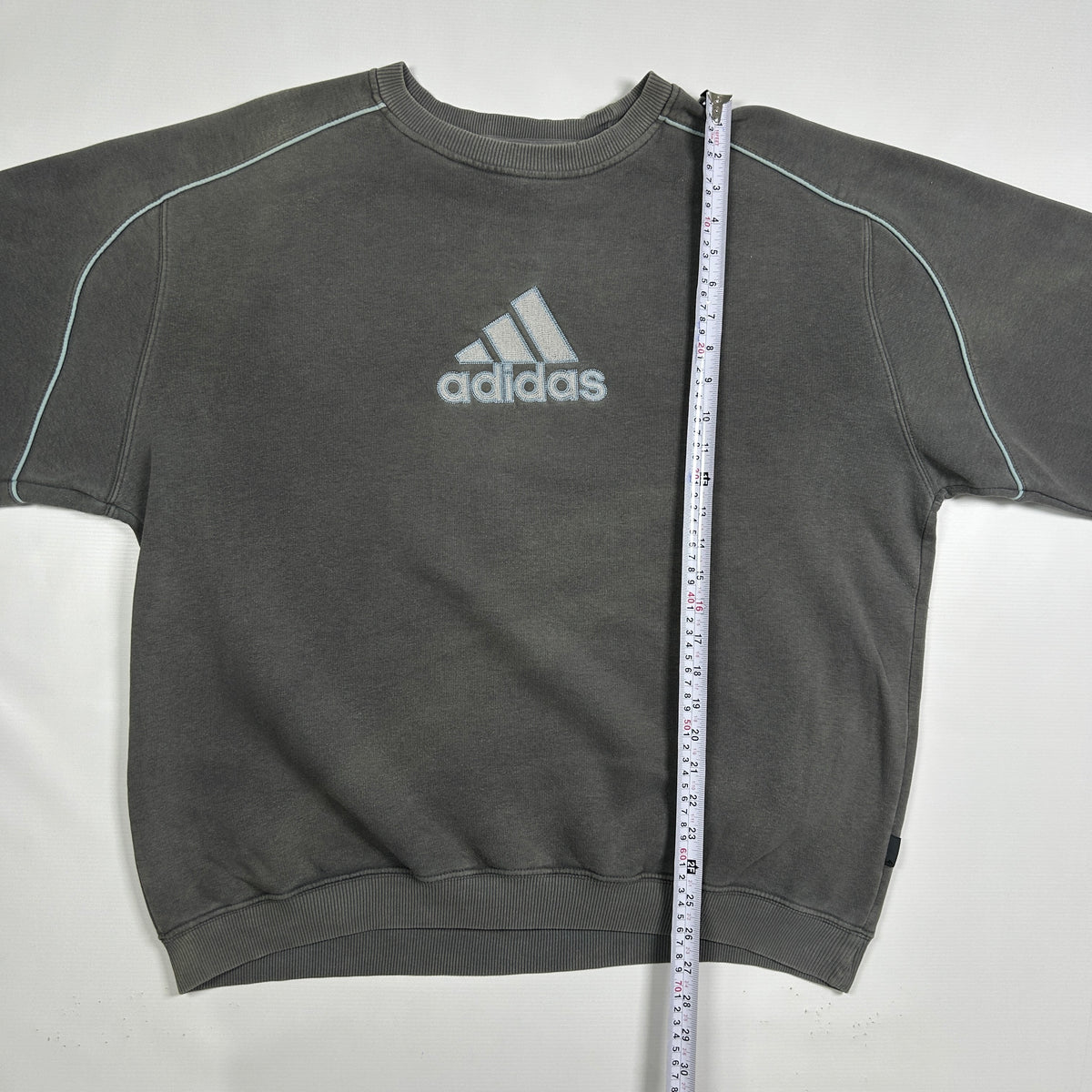 XL - Vintage 2000's Adidas Sweatshirt