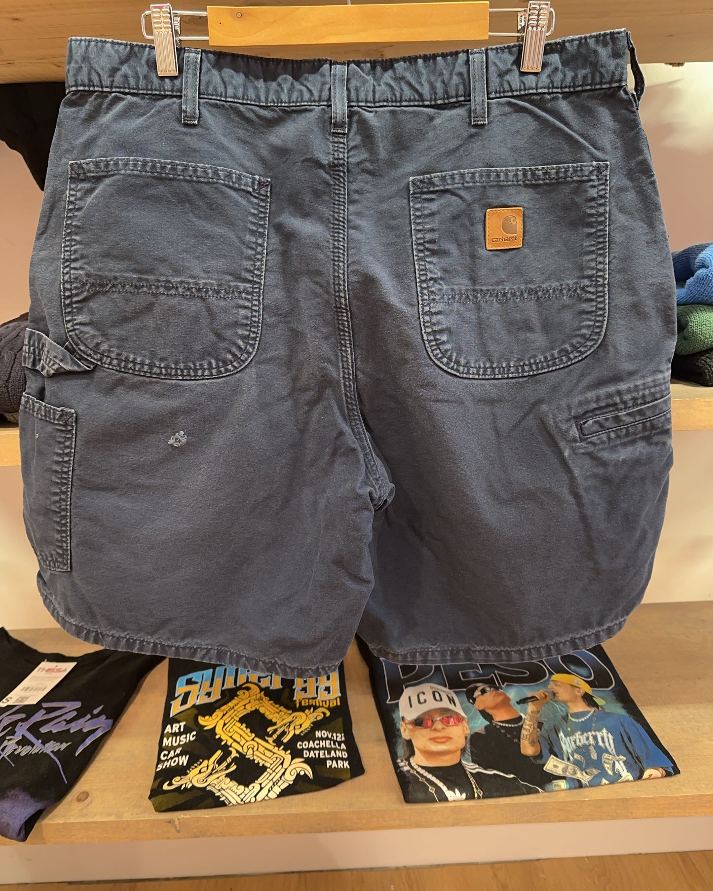 36 - Carhartt Shorts