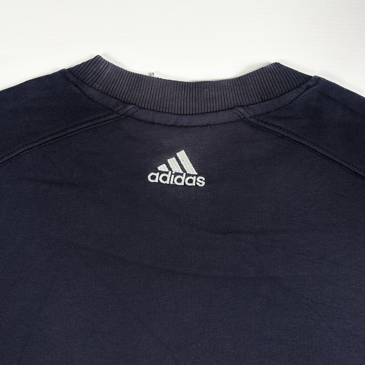 L - Vintage 2000's Adidas Sweatshirt