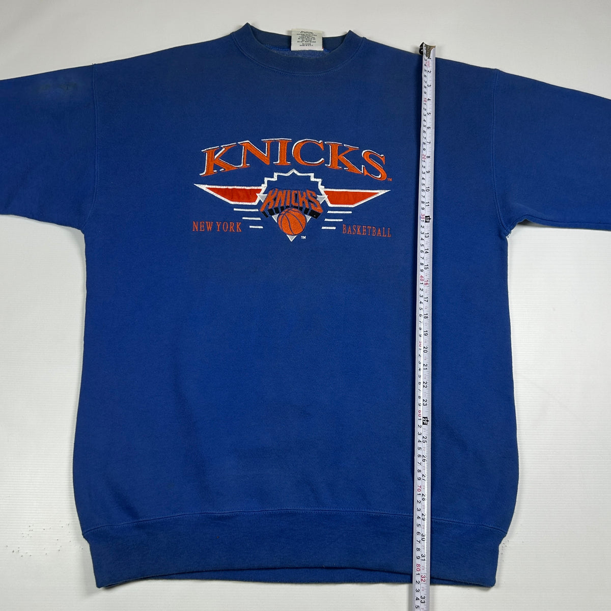 L - Vintage 1990's New York Knicks Logo Athletic Crewneck Sweatshirt