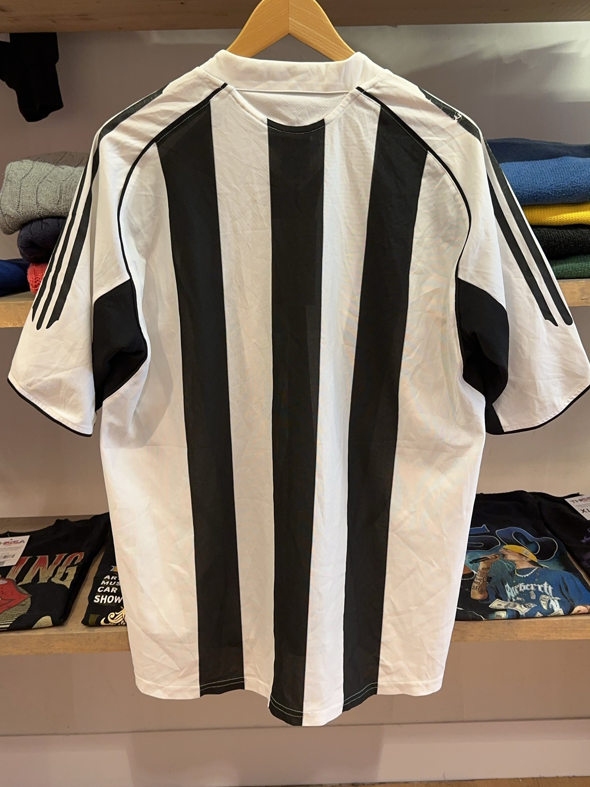 2005-2007 Newcastle United Adidas Home Football Shirt - L