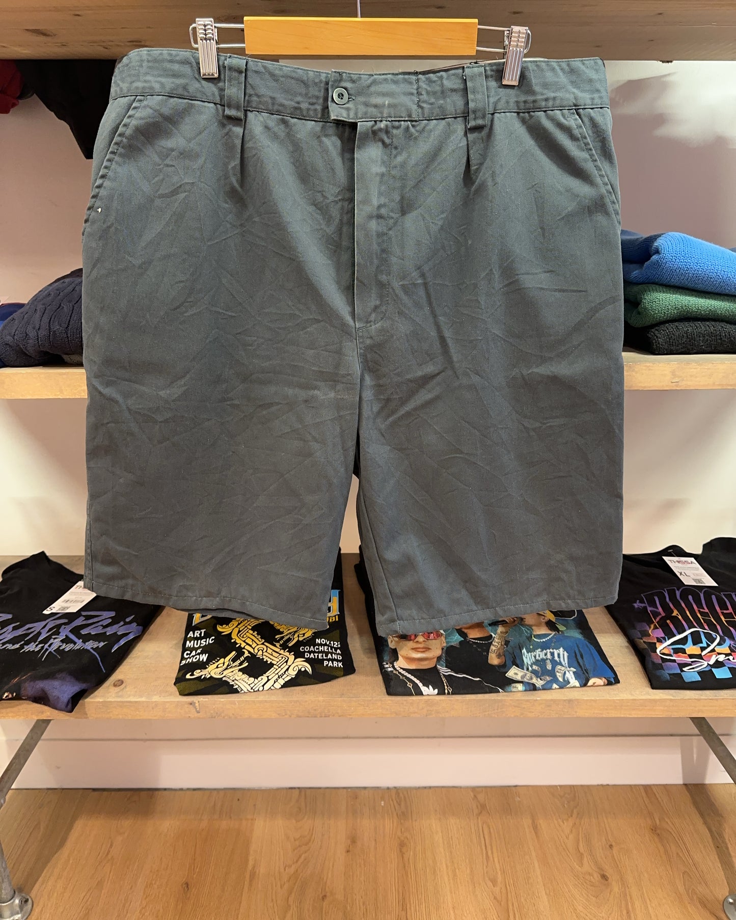 42 - Dickies Shorts Broken Zipper