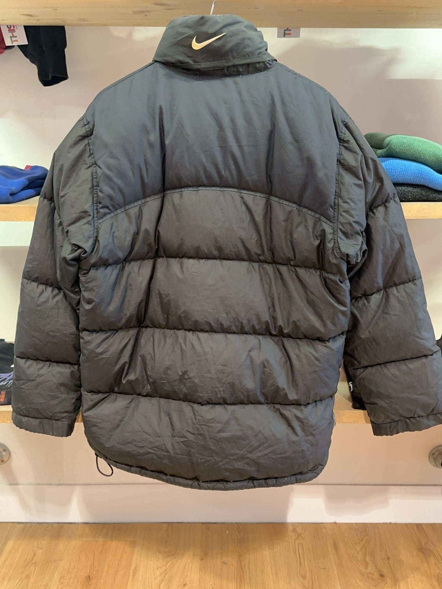 M - Nike Puffer Jacket