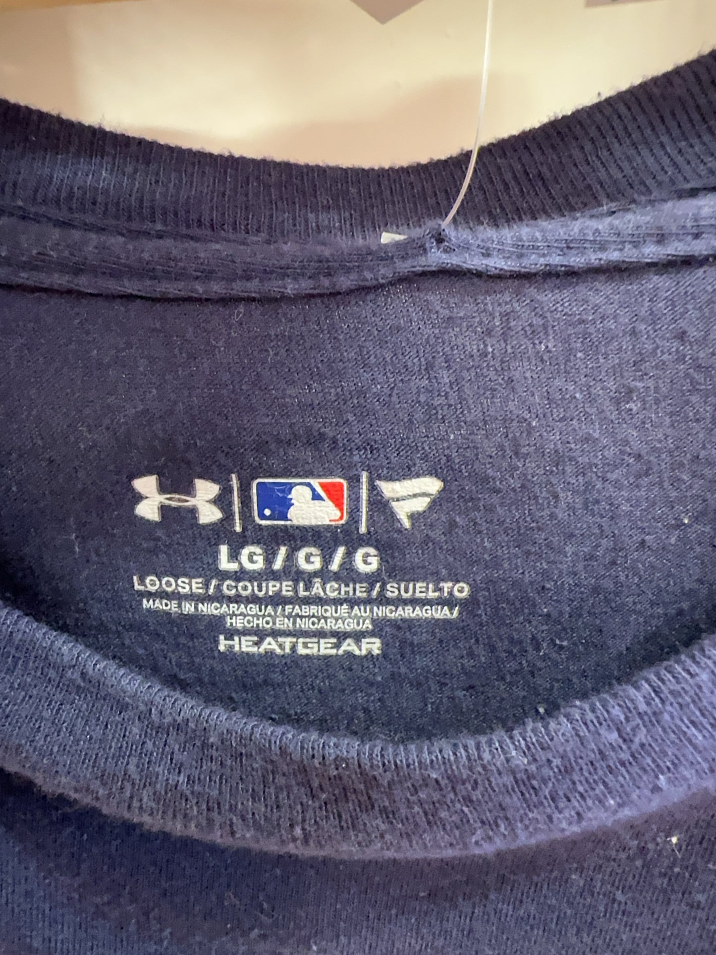 L - Boston Red Sox Under Armour T-shirt