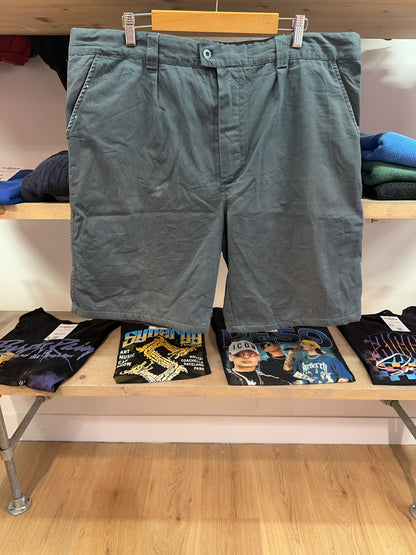 42 - Dickies Shorts