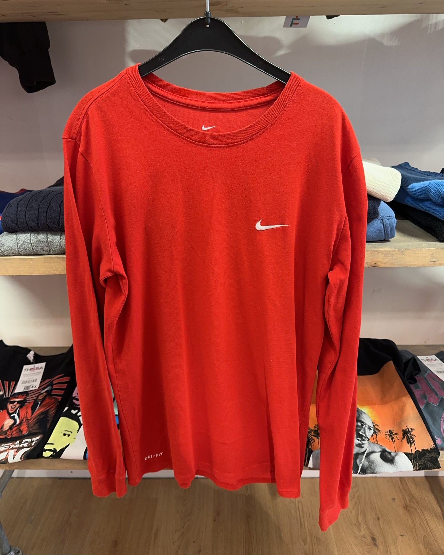 M - Nike Longsleeve
