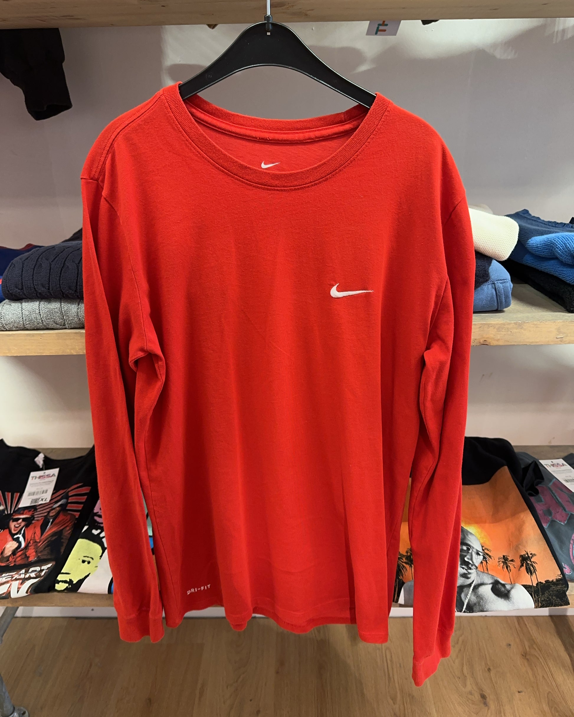 M - Nike Longsleeve