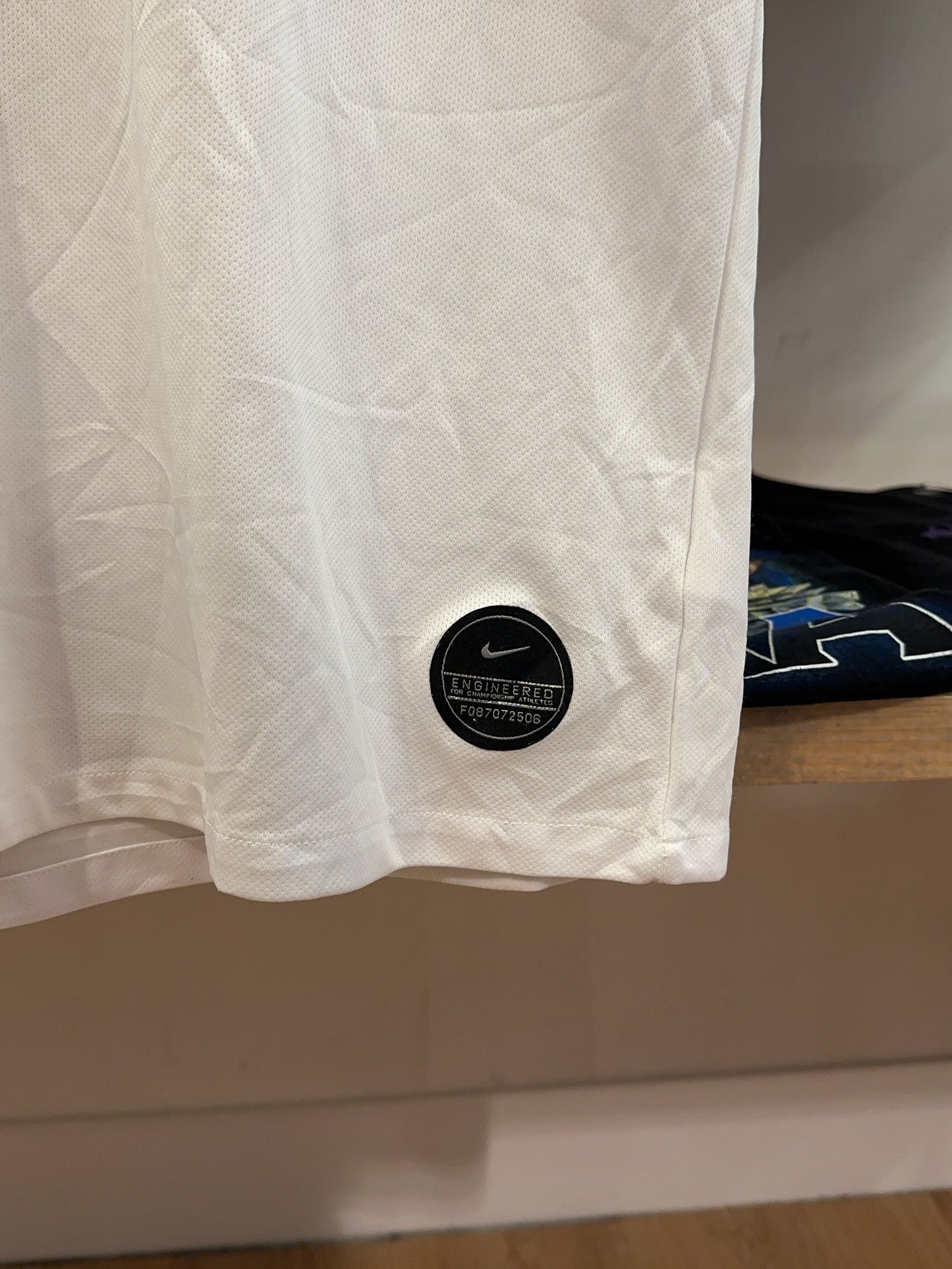 2019-20 Tottenham Hotspur Nike Home Football Shirt - XL
