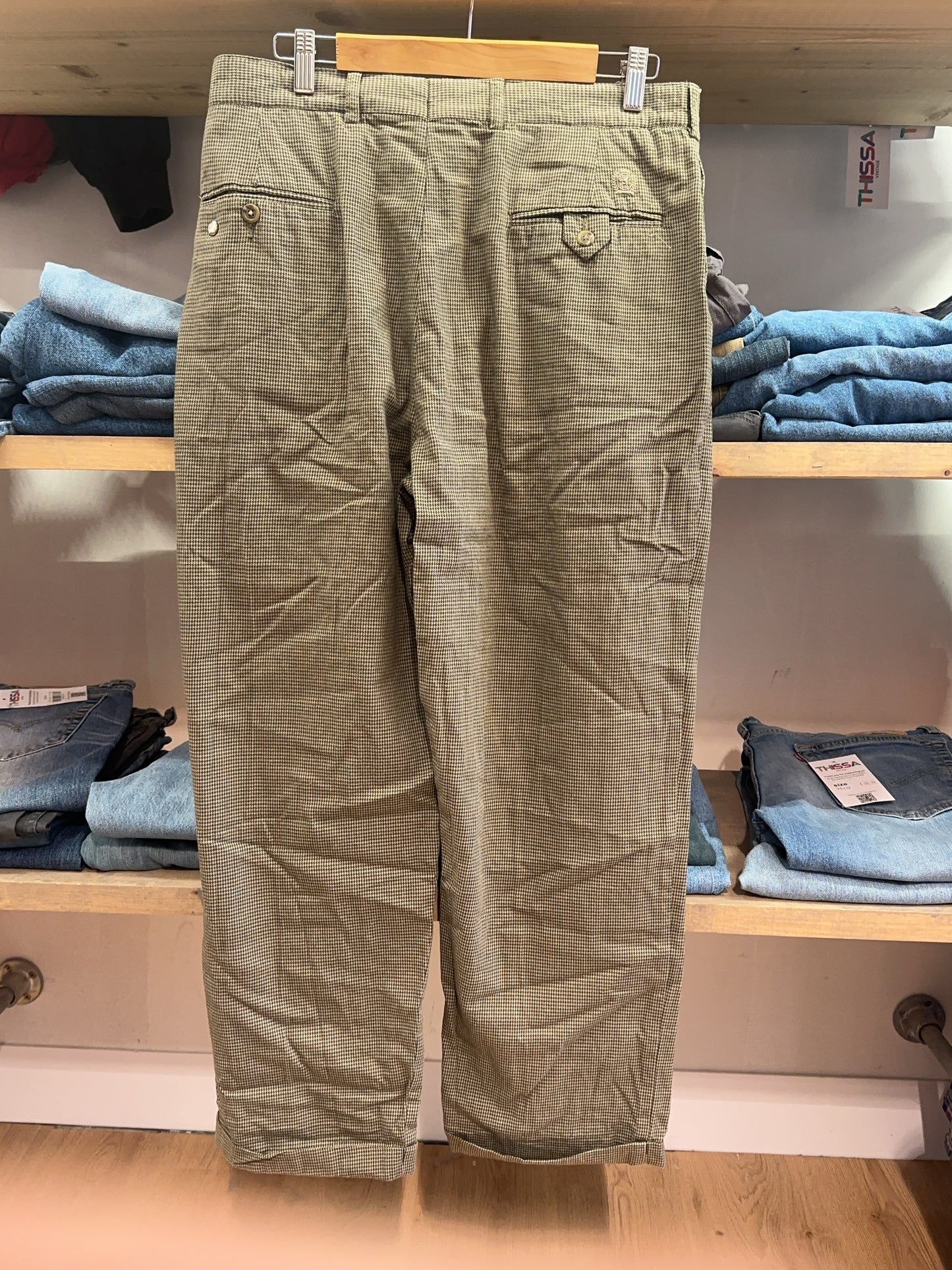 34 - Tommy Hilfiger Pants