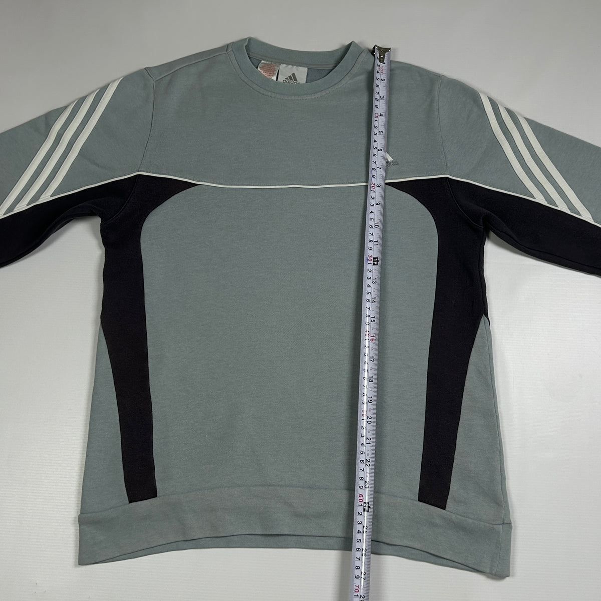 XS - Vintage 2000's Adidas Sweatshirt