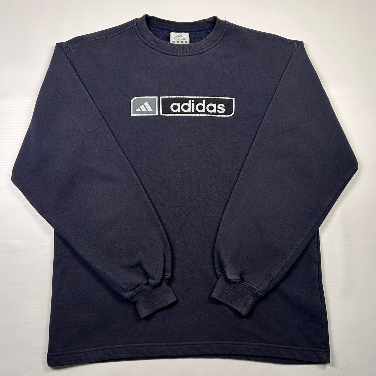 S - Vintage 2000's Adidas Sweatshirt