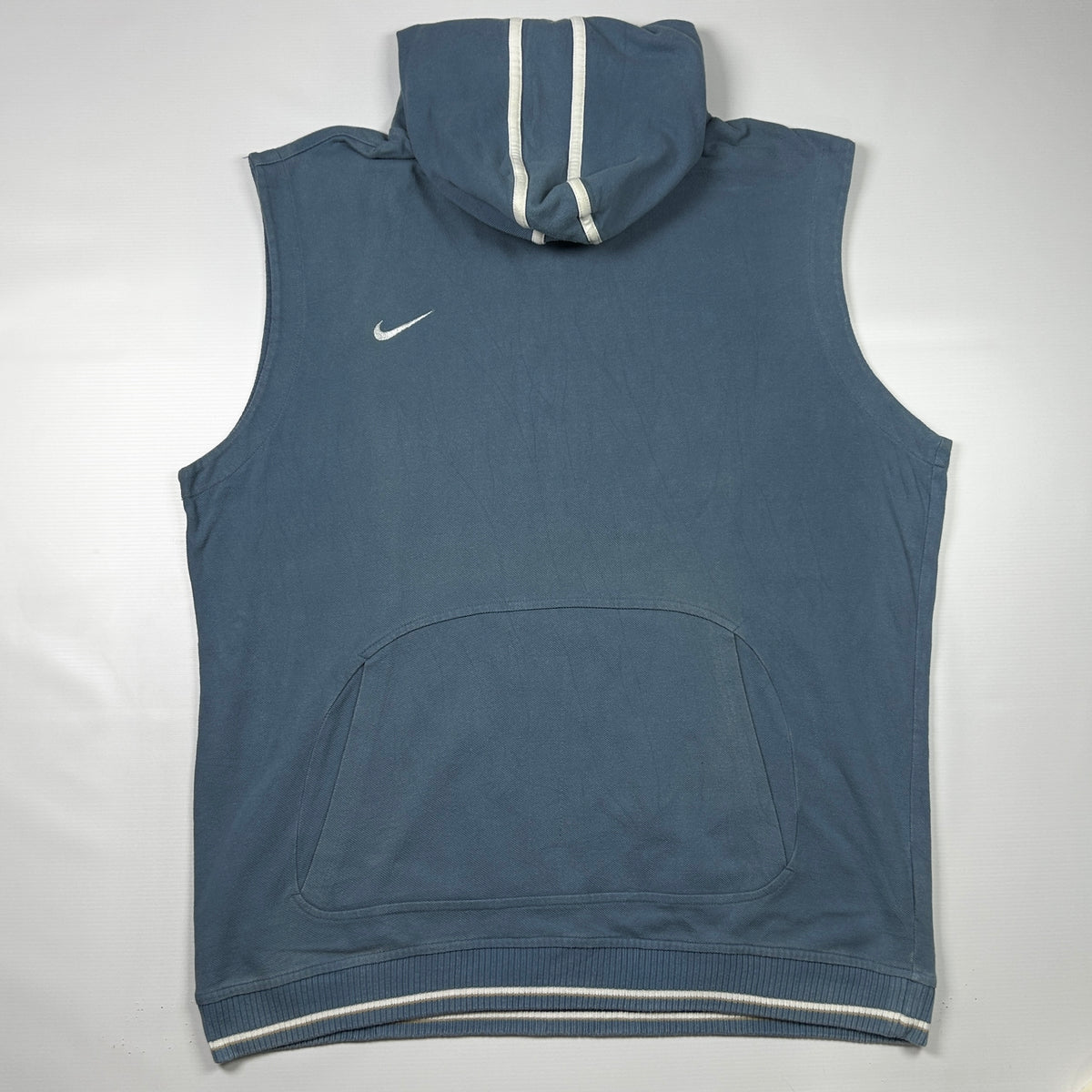 XL - Vintage 2000's Nike Sleeveless Nike Dri-FIT kangaroo pocket Training Hoodie