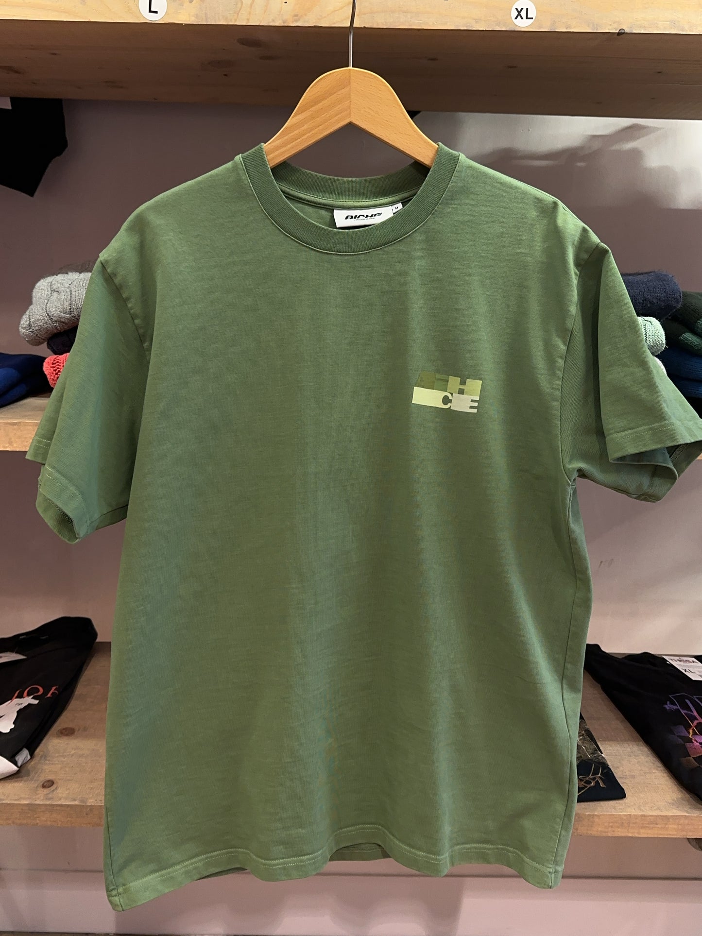 Aiche T-shirt - M