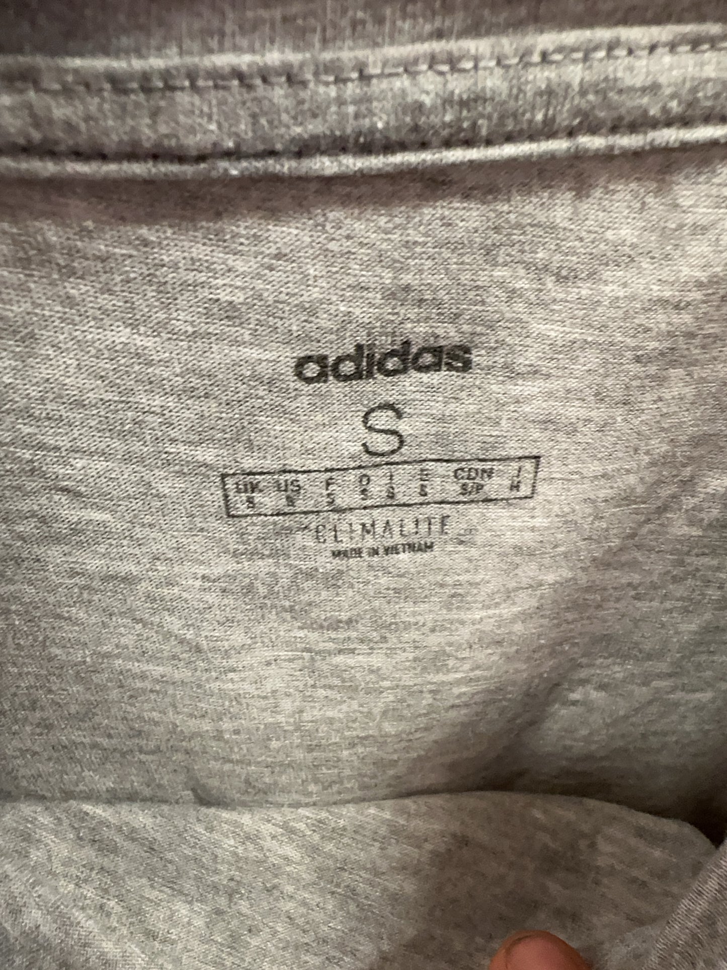 S - Adidas T-shirt
