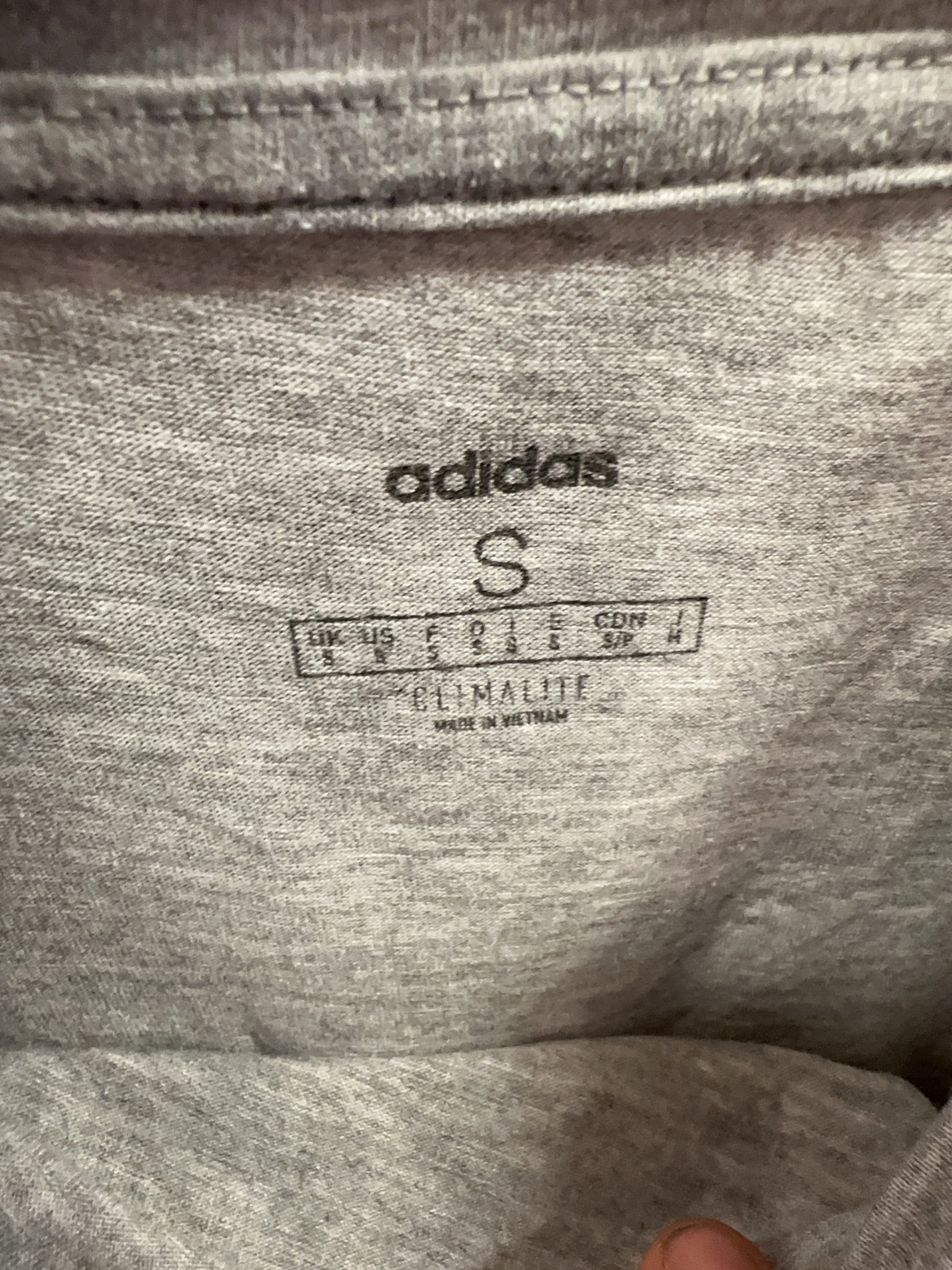 S - Adidas T-shirt