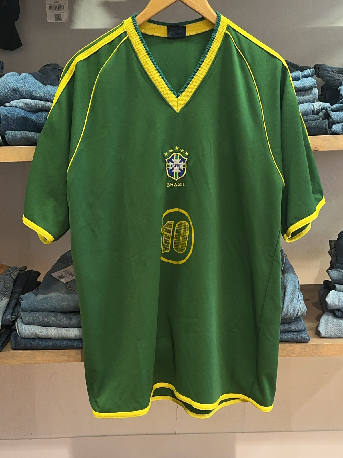 M - 2004 Brazil Nike Home Football Shirt Ronaldinho 10