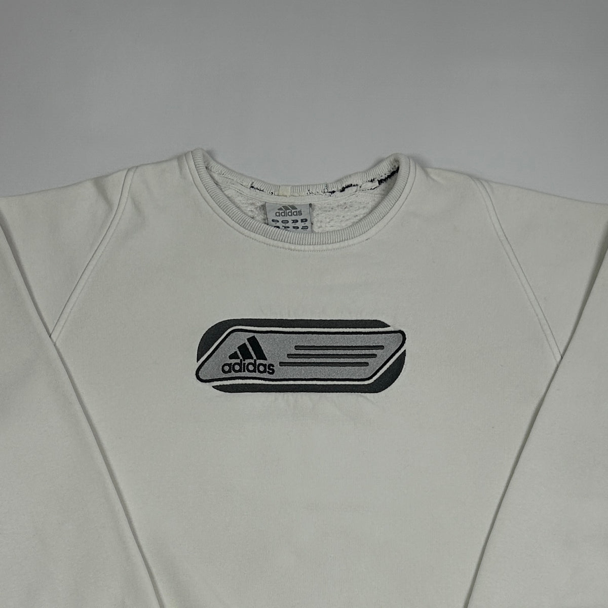 M - Vintage 2000's Adidas Sweatshirt