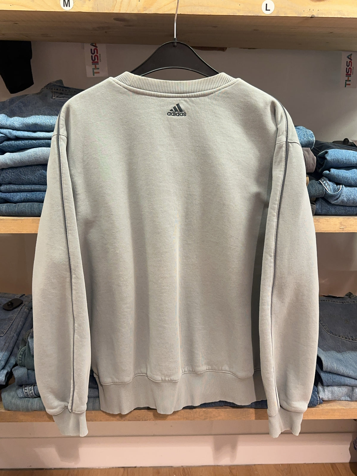 M - Vintage 2000's Adidas Sweatshirt