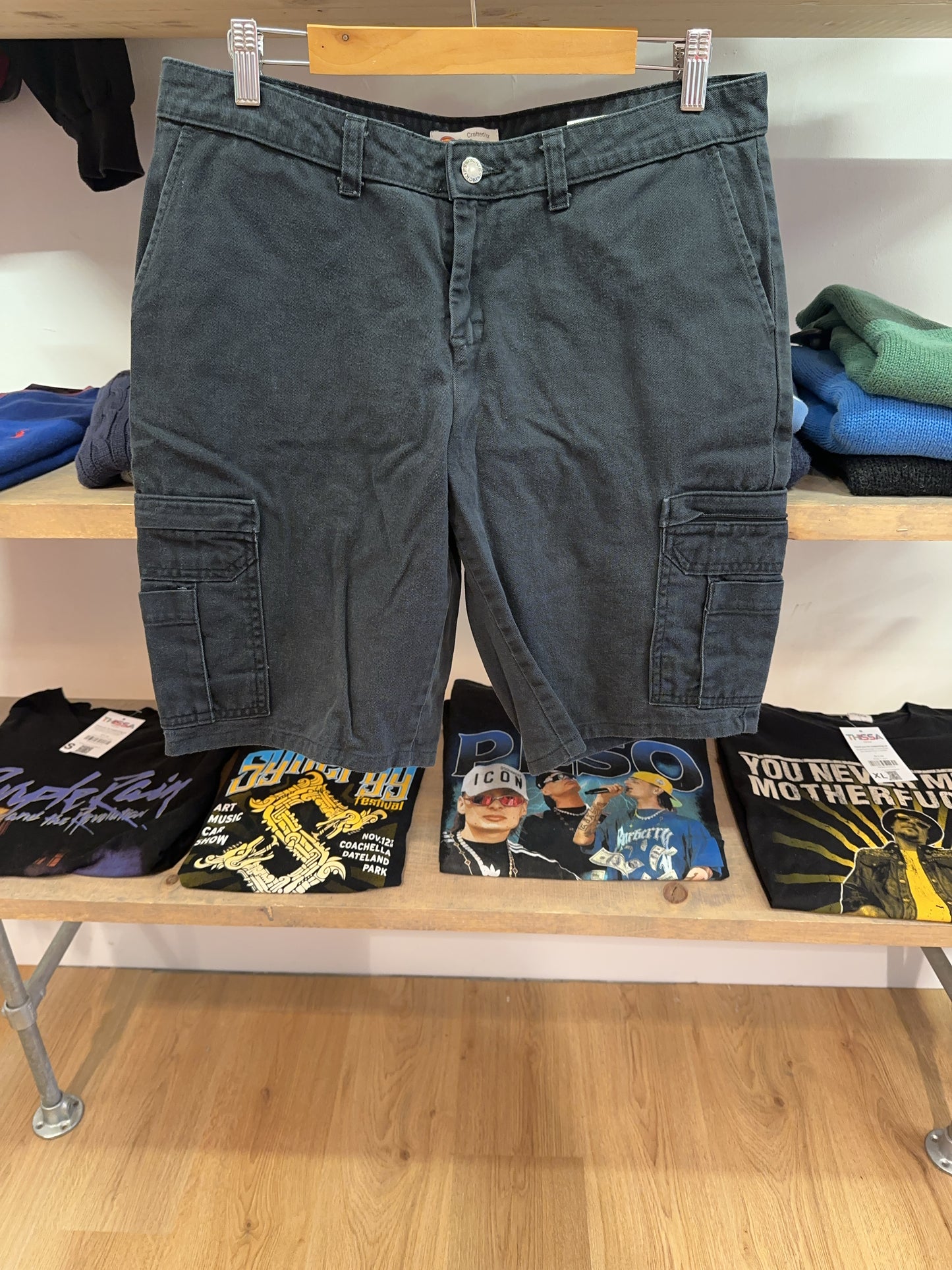 32 - Dickies Shorts