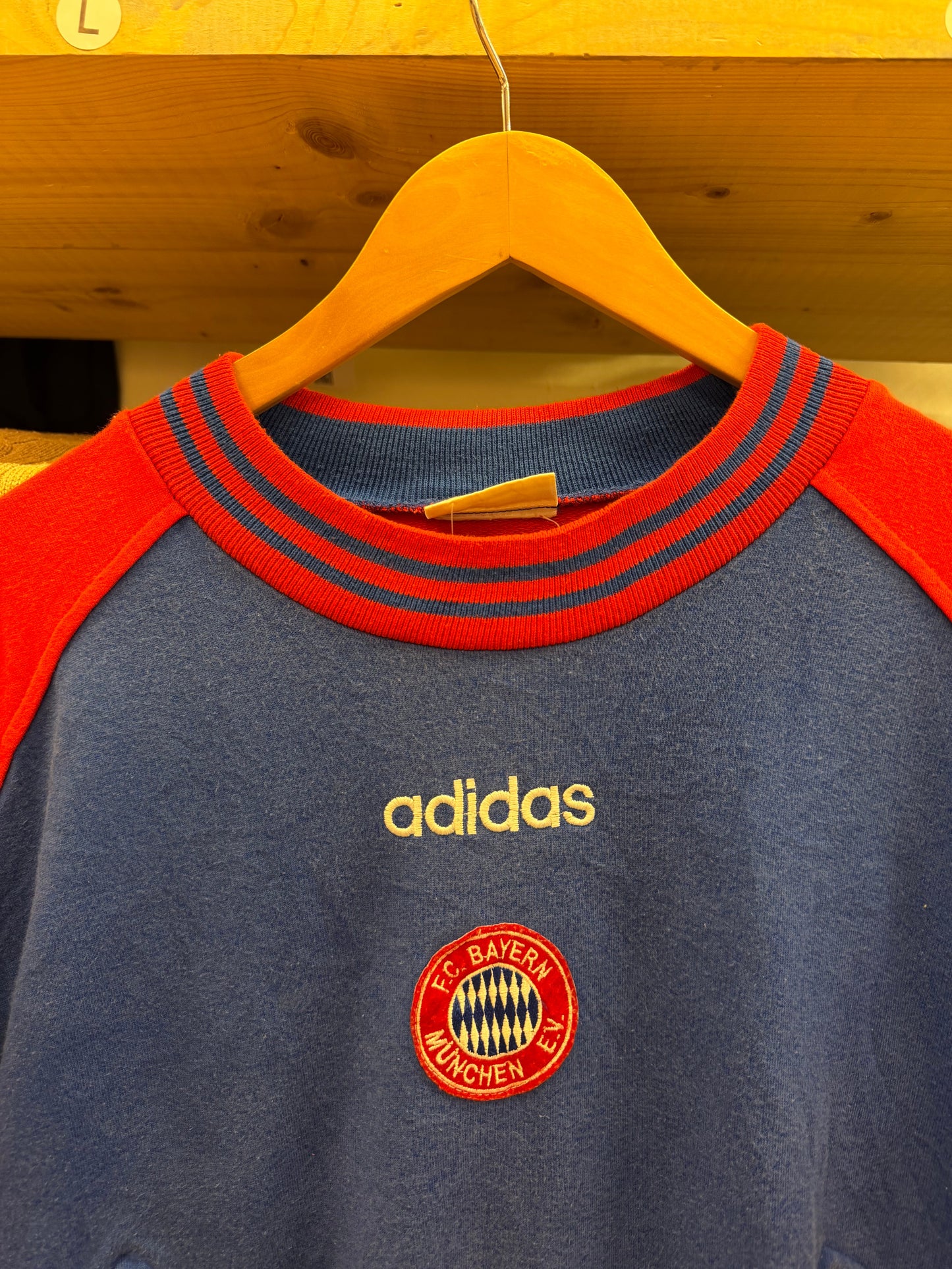 Vintage Adidas FC Bayern München 1993-95 Sweatshirt (L)