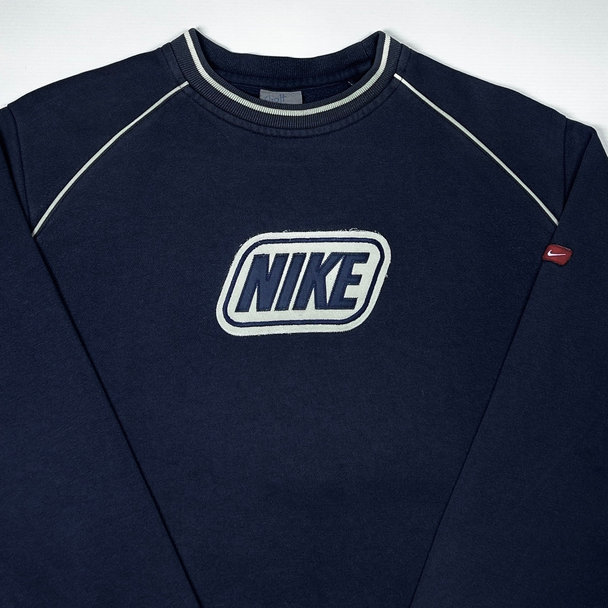 M - Vintage 2000's Nike Sweatshirt