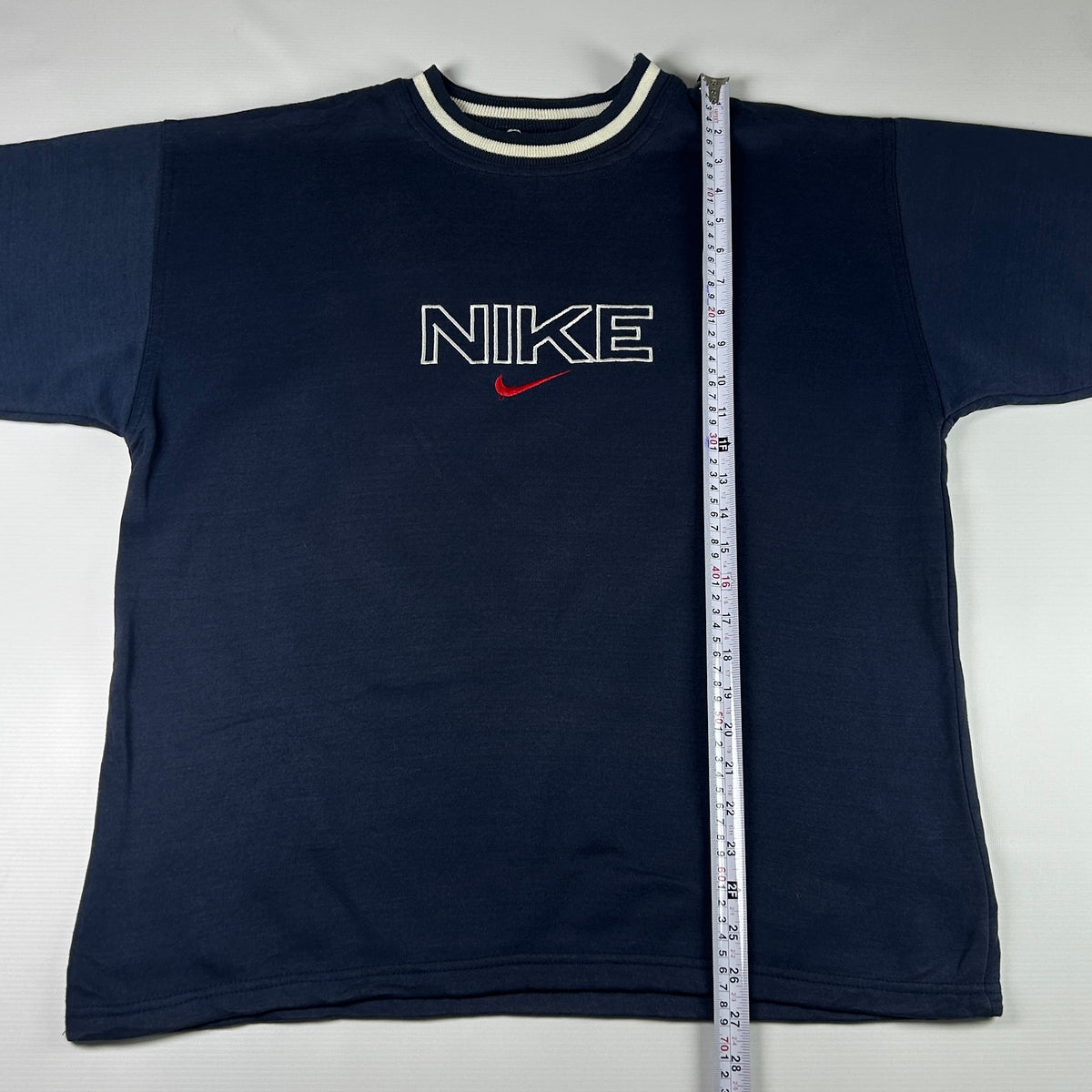 L - Vintage 2000's Nike Sweatshirt