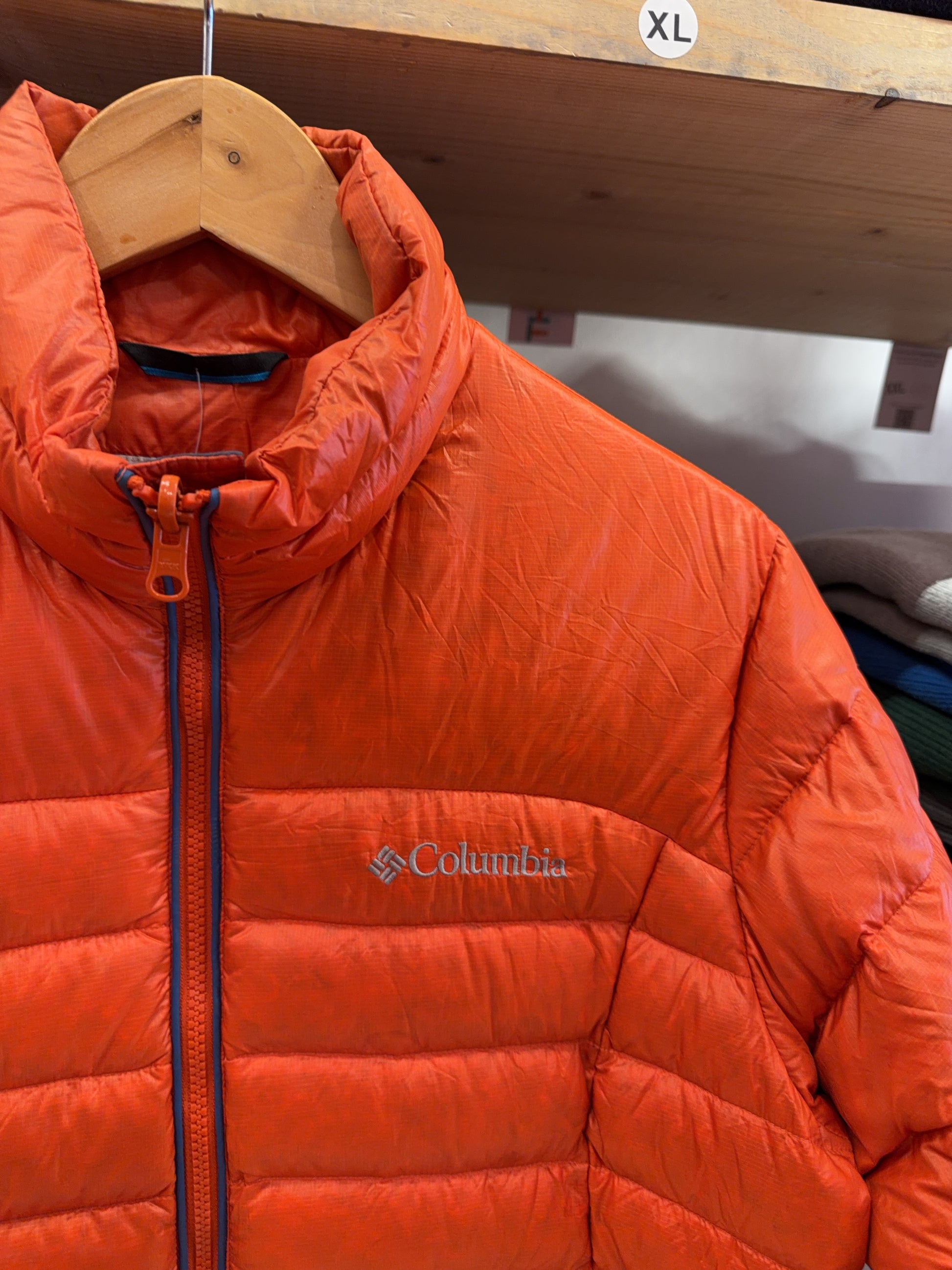 Vintage Columbia Puffer Jacket (M)