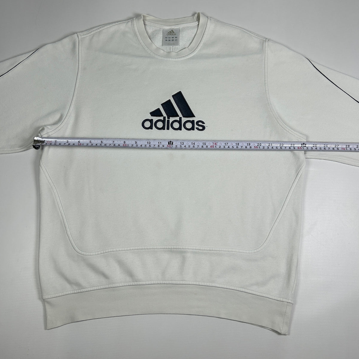 L - Vintage 2000's Adidas Sweatshirt