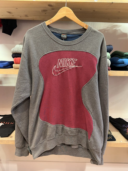 Nike Reworked Sweatshirt - L