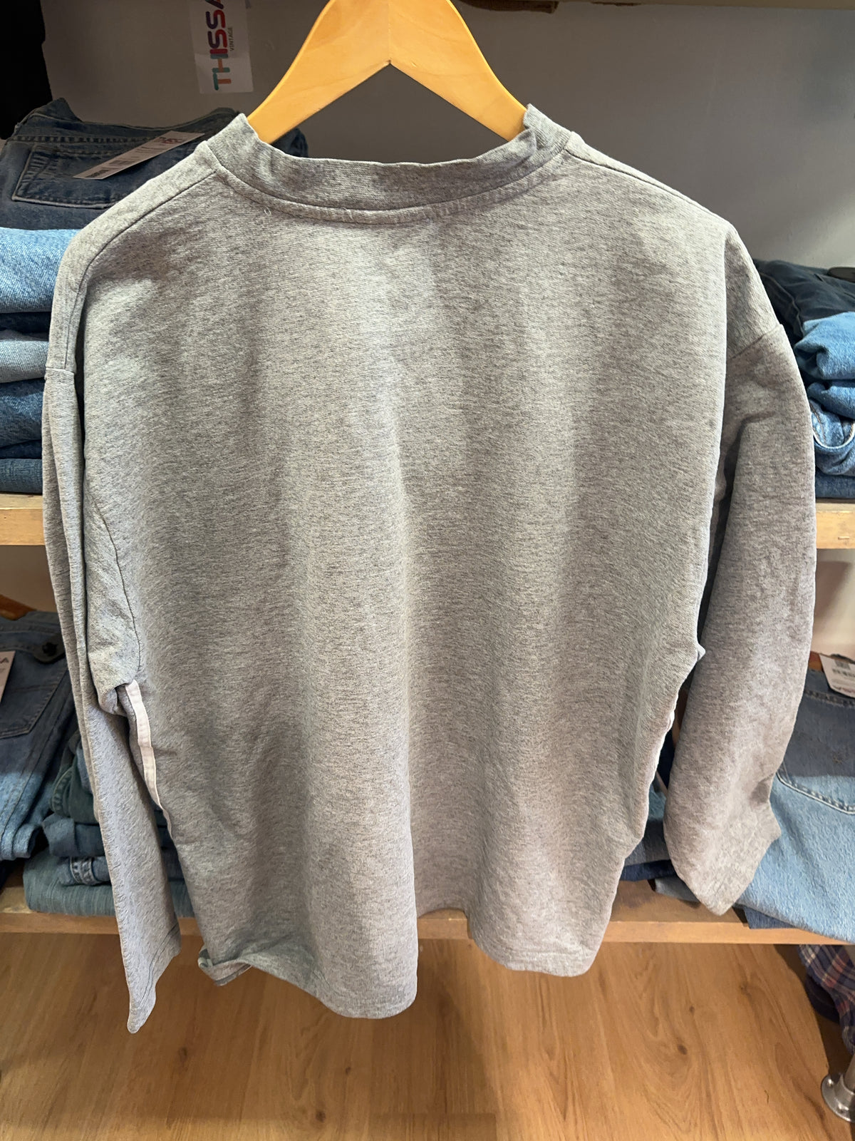 L - Vintage 2000's Adidas Sweatshirt