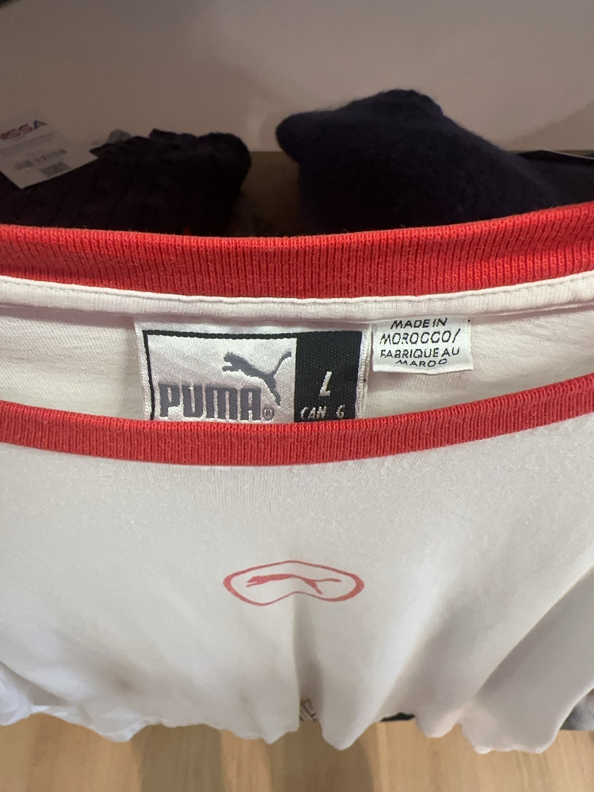 S - 2000's Puma T-shirt
