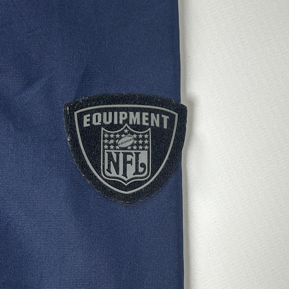 M - Vintage 2000's St. Louis Rams NFL Equipment Pullover Jacket