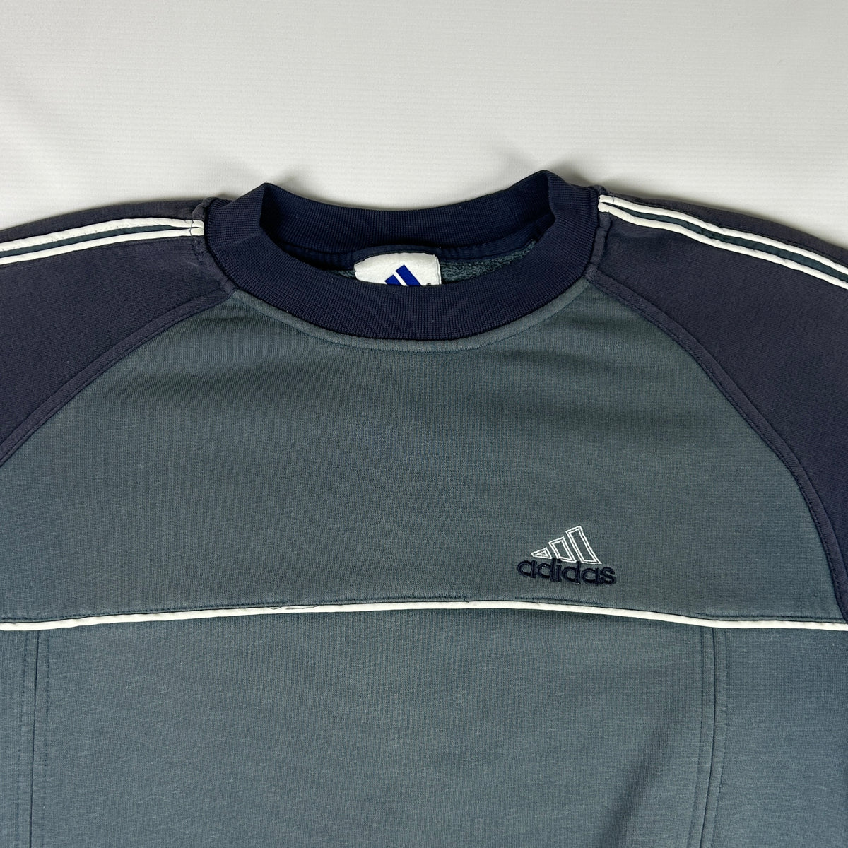 M - Vintage 1990's Adidas Sweatshirt
