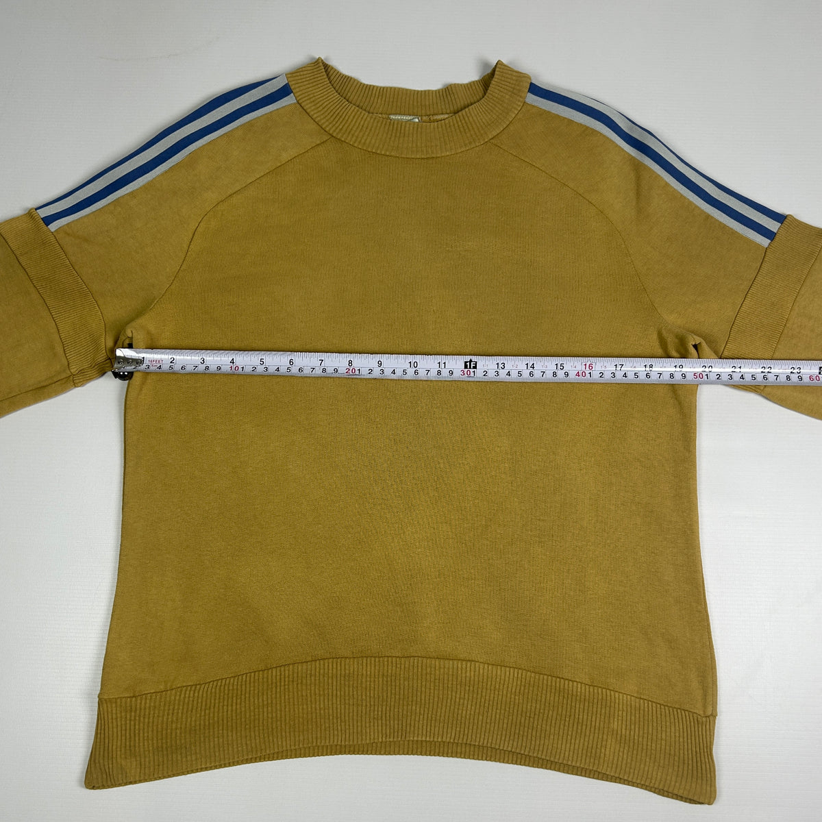M - 1990's Adidas Sweatshirt