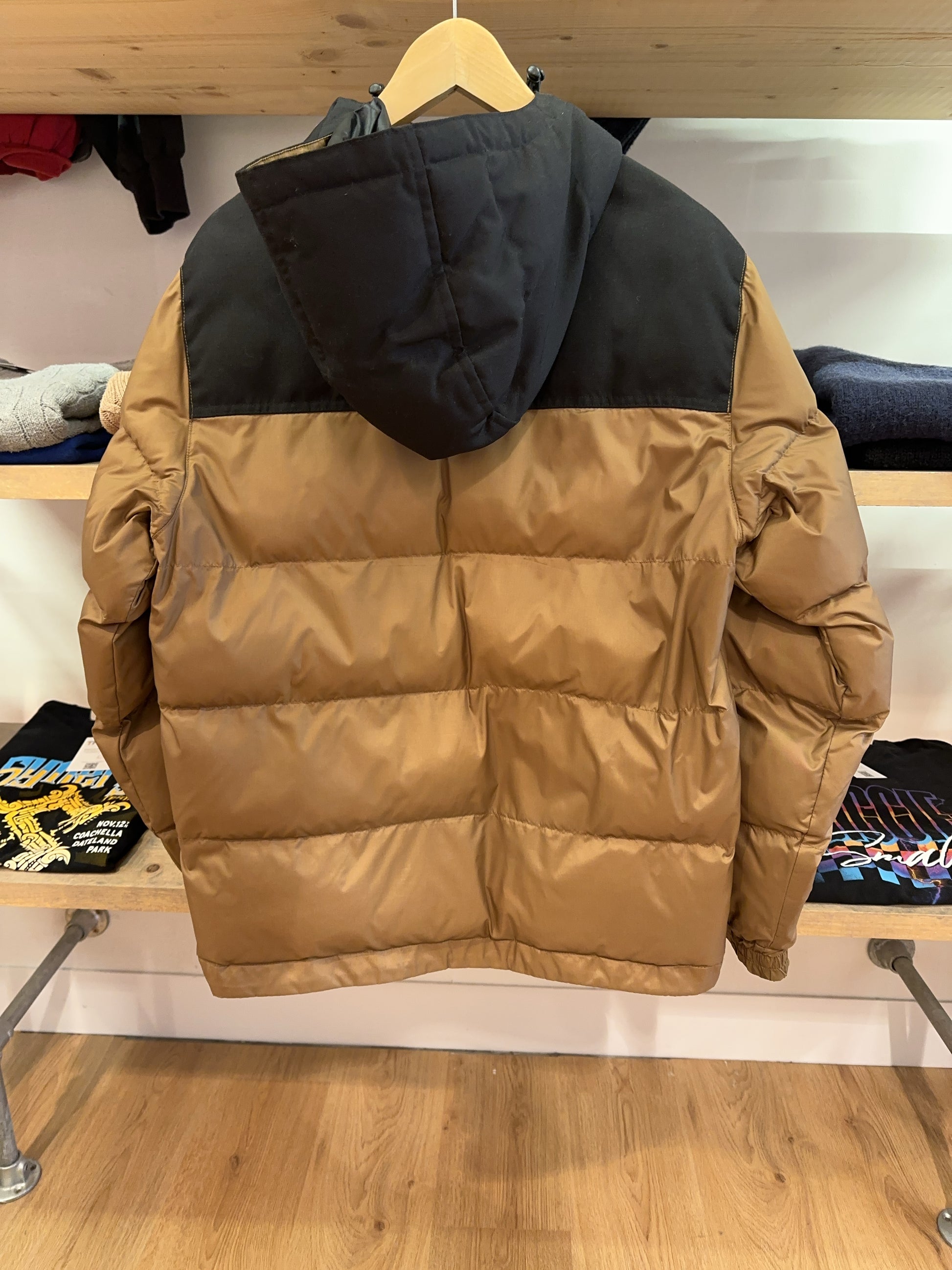 Carhartt Puffer Jacket - XS