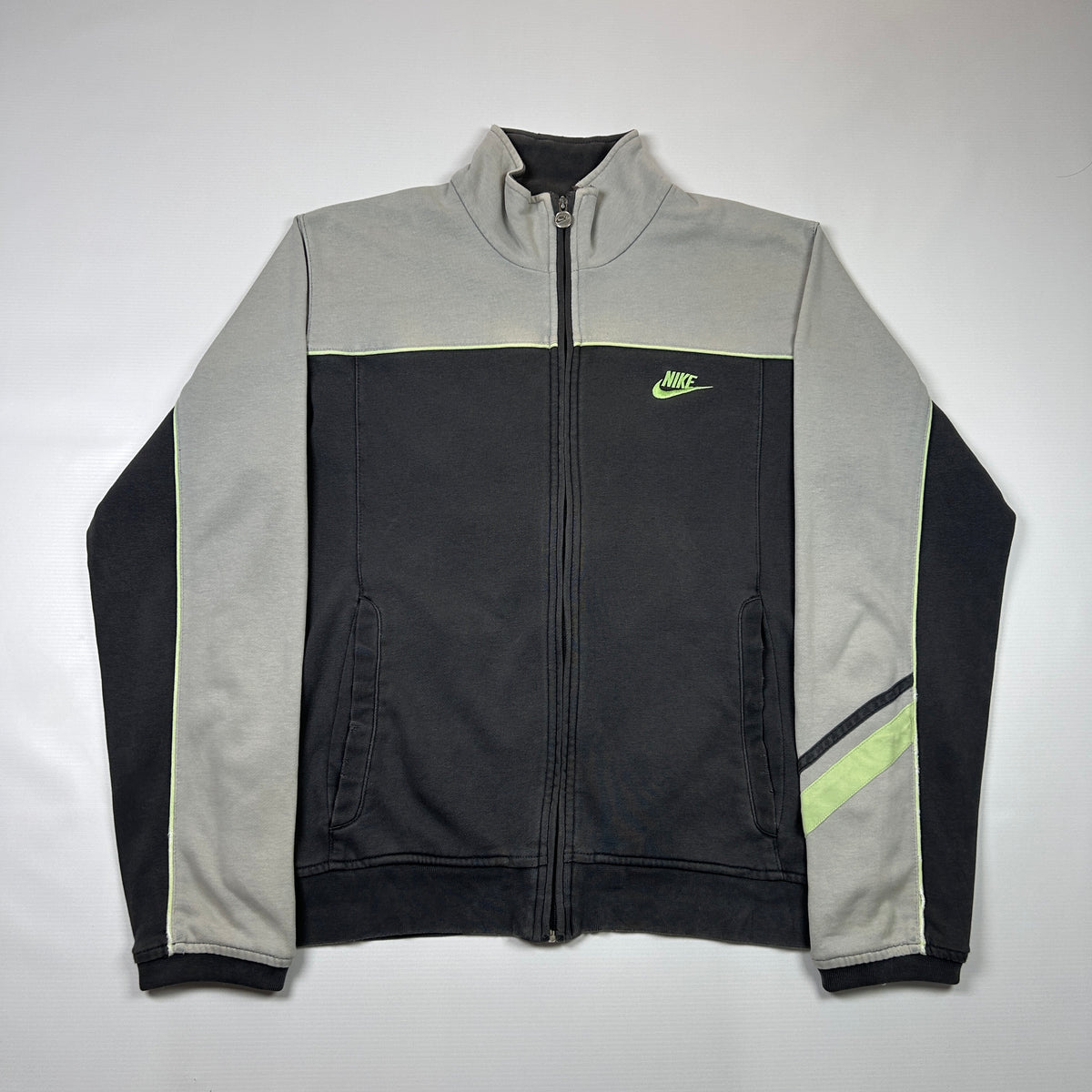 M - Vintage 2000's Nike Full-zip Track Jacket