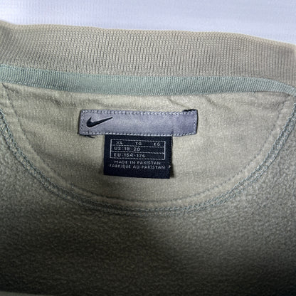 M - 2000's Nike Olive Green Long Sleeve Crewneck T-Shirt